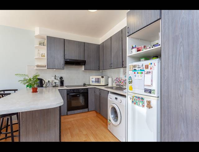 1 BEDROOM APARTMENT FOR SALE IN KENILWORTH